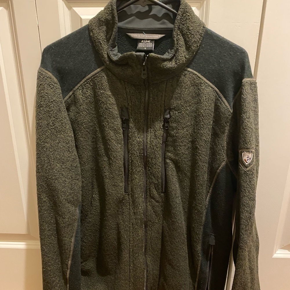 Khul full-zip jacket. Size Large.